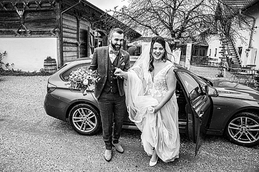 #FotoDaylight #Winterhochzeit #Brautpaarimschnee #Winderfotoshooting #Hochzeitsreportage #freietrauung #Hochzeitsmomente #Schneefotoshooting #Winterbrautpaar #Thalhauser_Hof  #Hochzeitsfotograf #Hochzeitsfotograf_mit_Leidenschaft #Brautpaar_Fotograf #krea